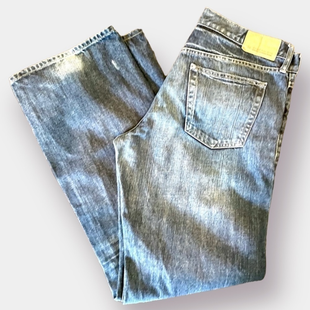 Old Navy Blue Jeans Distressed Loose Size 34 Length 34